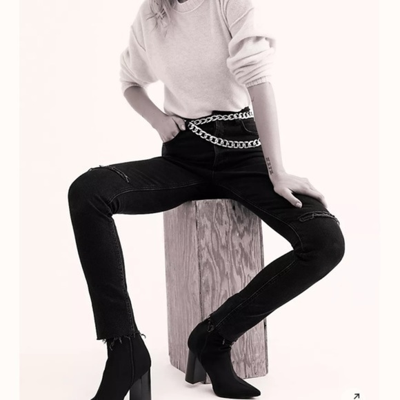 We the free Stella skinny button fly ripped knee - Picture 9 of 9